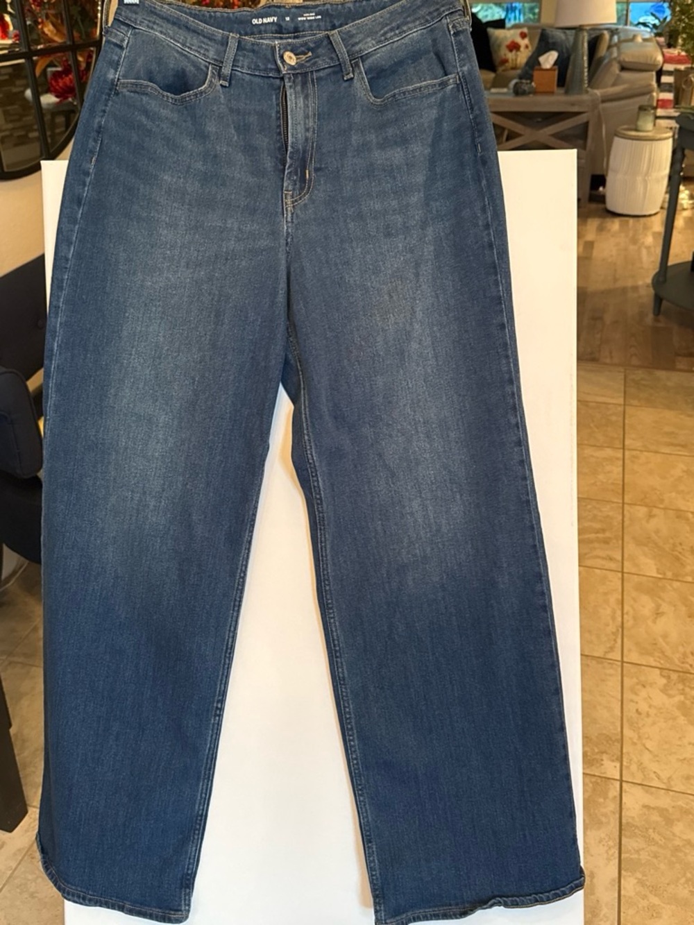 Old Navy Woen's Classic Blue Straight-Leg Jeans